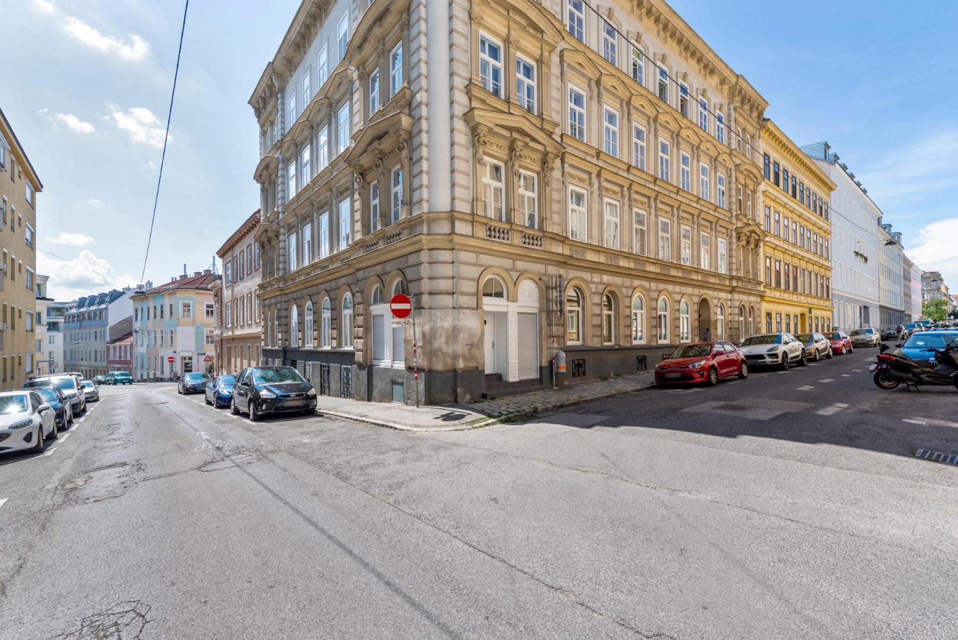 Spacious & Elegant 3 Bedroom Wiedeń